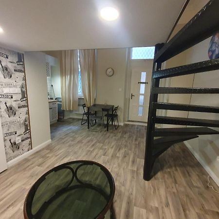 Madam With Ac And The Central Location Budapest Exterior foto