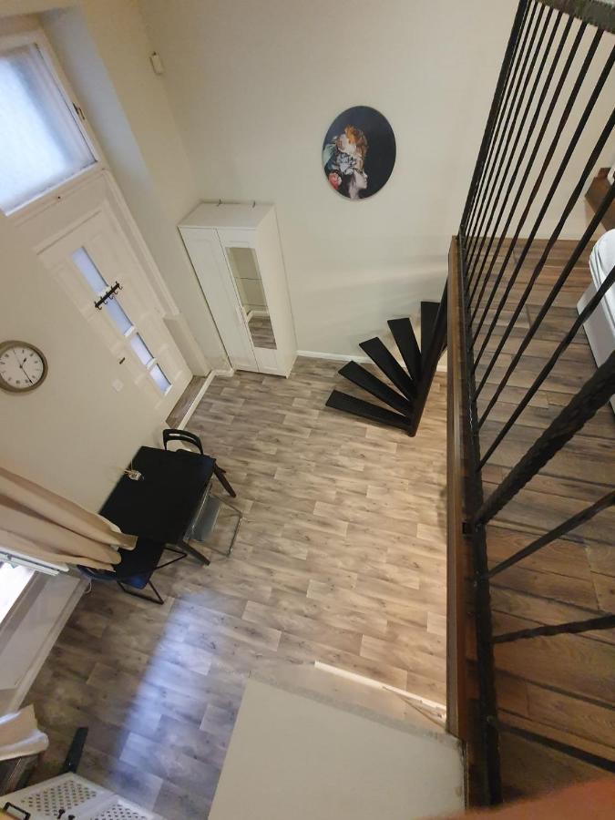 Madam With Ac And The Central Location Budapest Exterior foto